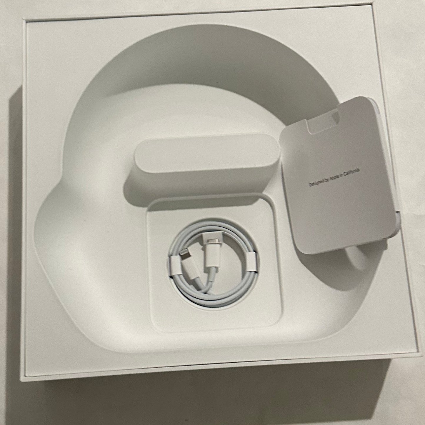 AirPods Max - OPEN BOX (Like New)